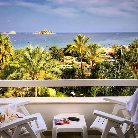 Hotel Mediterraneo Санта-Марія-Наваррезе Екстер'єр фото